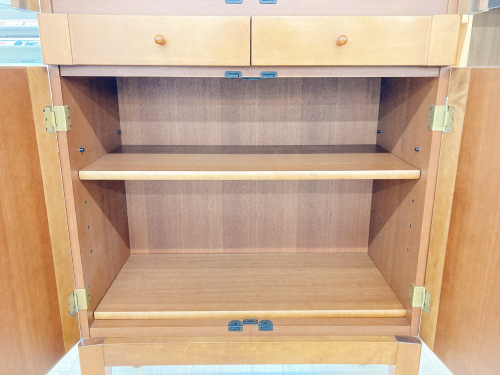 マルニ木工】ダウンライト付きキャビネット ブラウン が入荷いたしまし