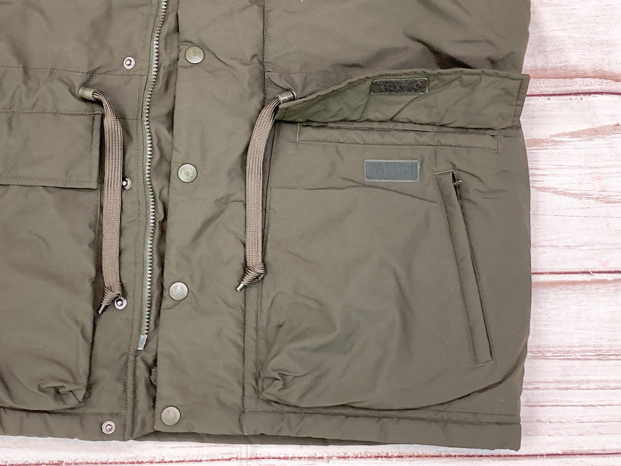 FRED PERRY /フレッドペリー 】ダウンジャケット”J2574”が入荷いたし