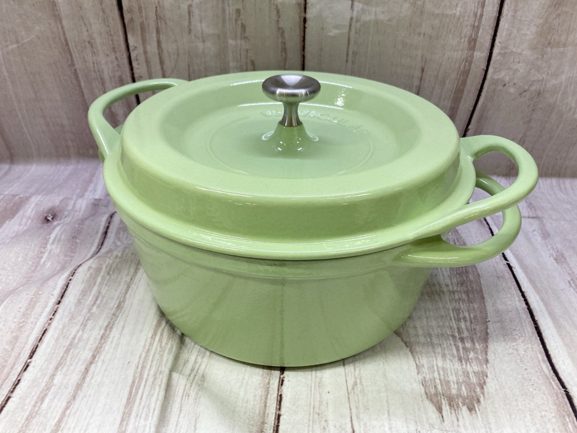 ●日本正規品● / Vermicular バーミキュラ】両手鍋 未使用 22cm ROUND POT OVEN 調理器具