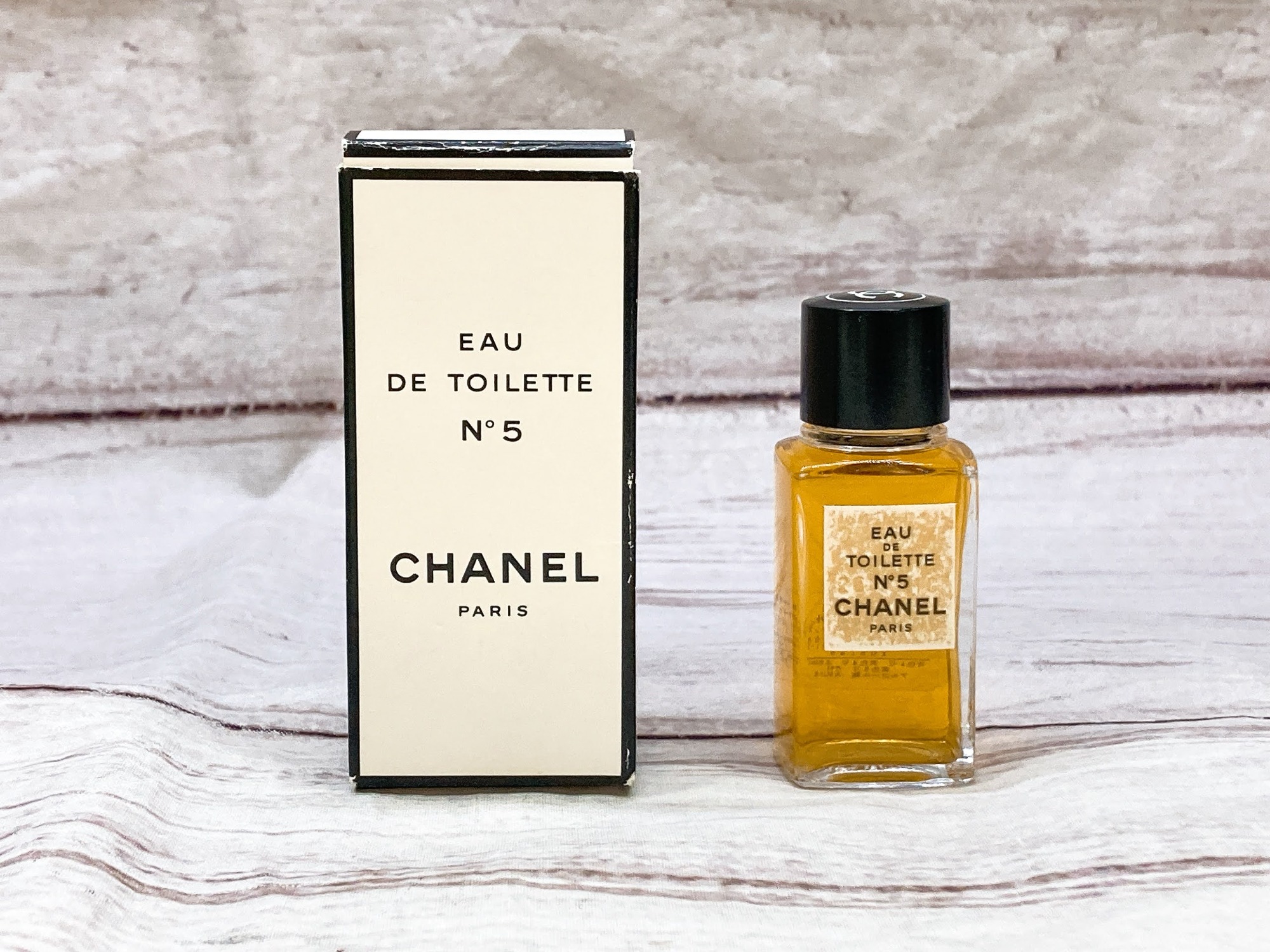 ◆CHANEL No.19　オードパルファム　N°5 オードトワレ　おまとめ販売 Amazon | シャネル CHANEL NO.19 オードパルファム 100ml EDP SP
