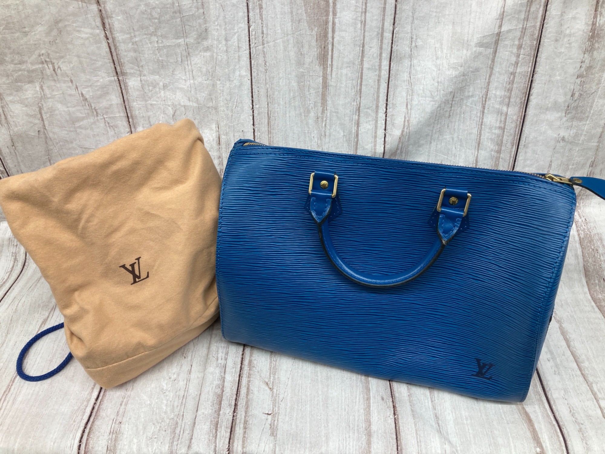 【美品】ルイヴィトンエピヴォワヤージュビジネスバッグトレドブルー正規品 美品】ルイヴィトンエピヴォワヤージュビジネスバッグトレド