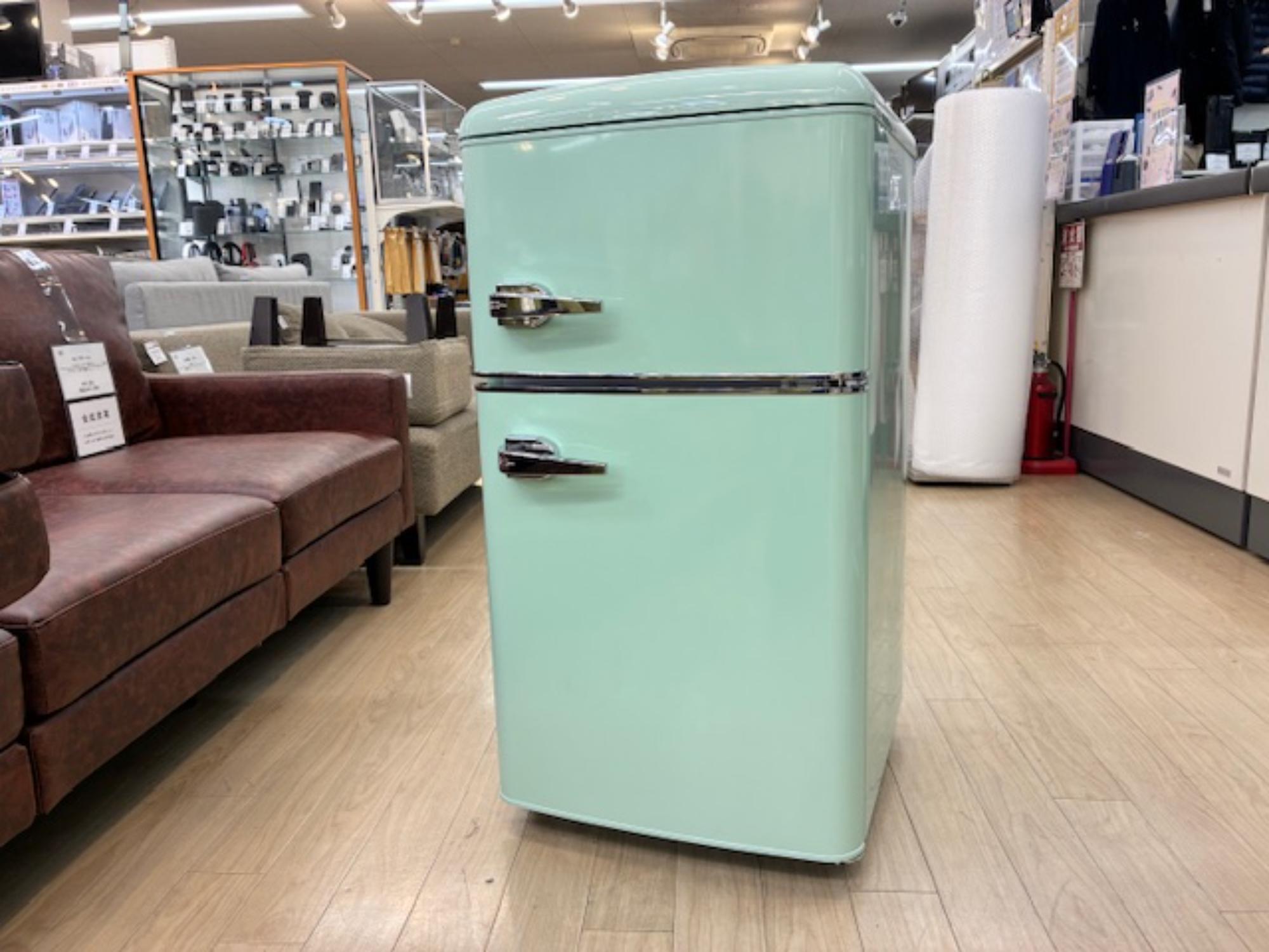 大人気！！レトロ風冷蔵庫が入荷いたしました！！｜2026年02月27日