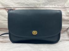 【COACH / コーチ 】ショルダーバッグ が入荷いたしました！！