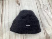 SUPREME / シュプリーム】Wombat Beanie ニット帽｜ストリートシーンで