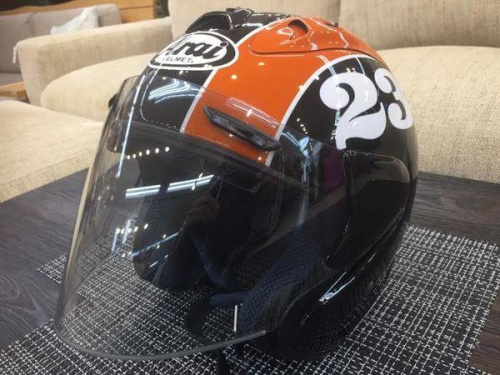 シーズンスポーツのarai
