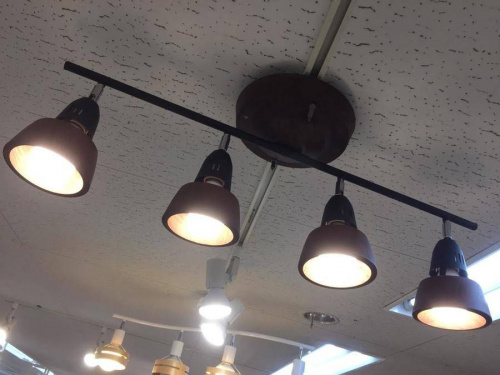 照明のインテリア