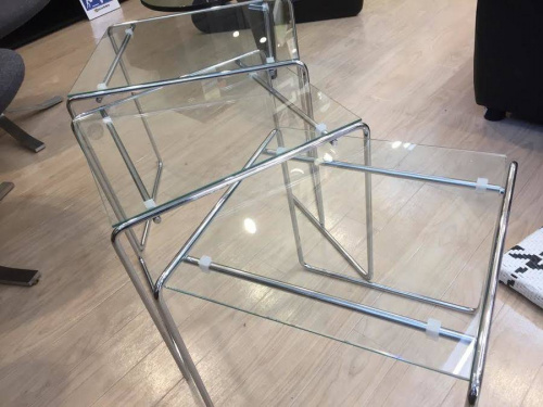 家具・インテリアのテーブル