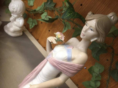 雑貨のLLADRO