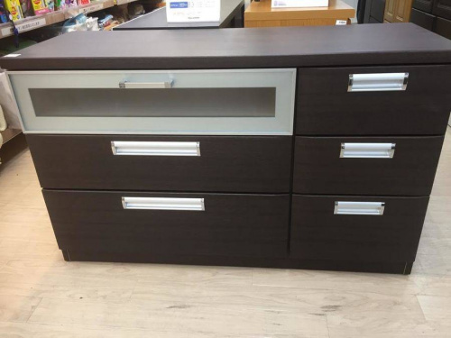 チェストのニトリ