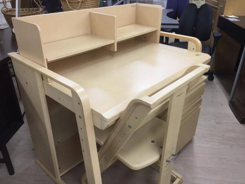 家具・インテリアの学習机