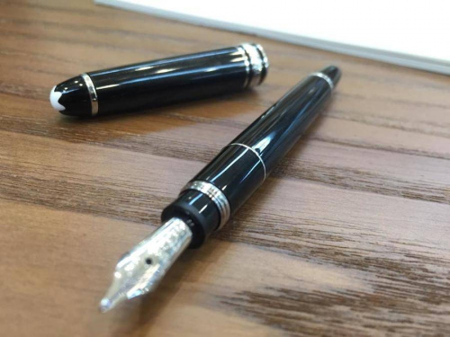 モンブラン トリビュート モーツァルト 万年筆 M 中字 詳細ページ