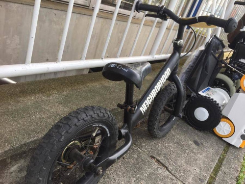 ストリートスポーツの自転車