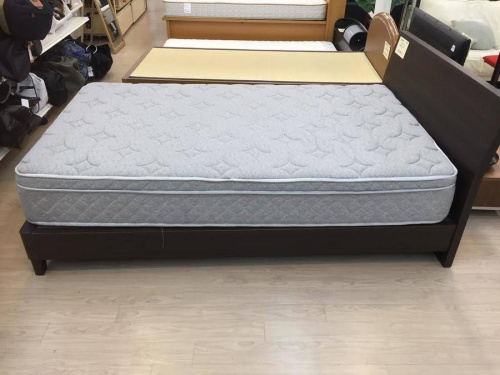 ベッドのニトリ