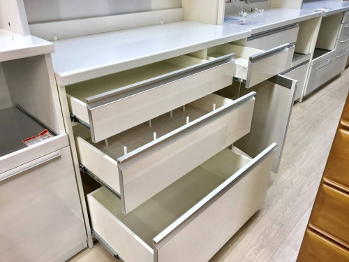 Pamounaの中古家具　名古屋