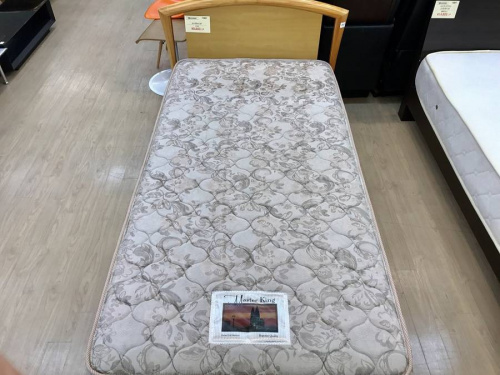 ベッドのニトリ