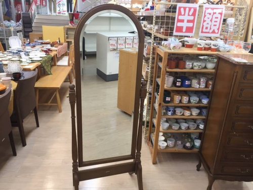 ドレッサーのMARUNI