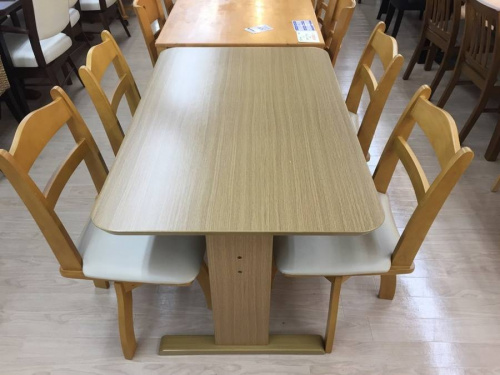 ダイニングのニトリ