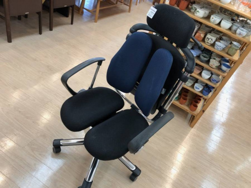 イスのHARA CHAIR