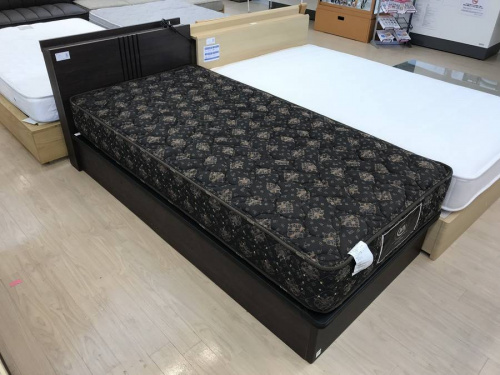 家具・インテリアのベッド