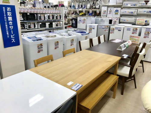 家具のダイニングセット