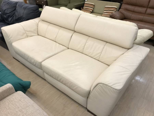 家具のソファ