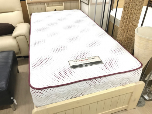 生活家具のベッド