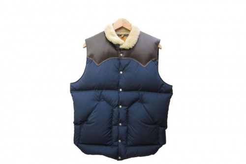 トップスのベスト