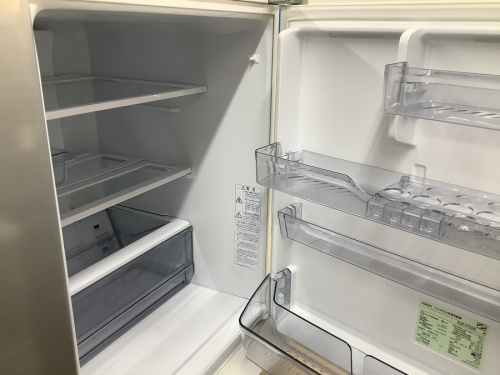 冷蔵庫の3ドア冷蔵庫