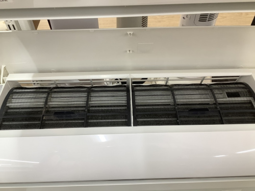 エアコンの壁掛けエアコン