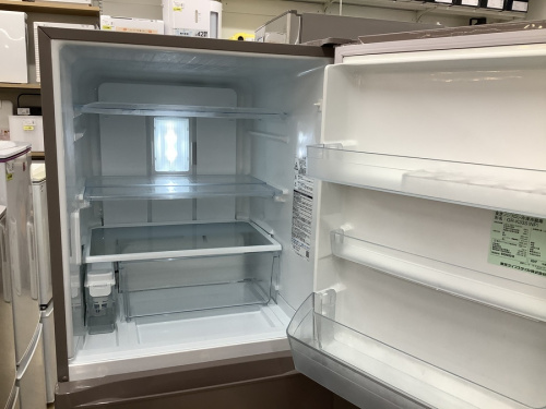 冷蔵庫の3ドア冷蔵庫