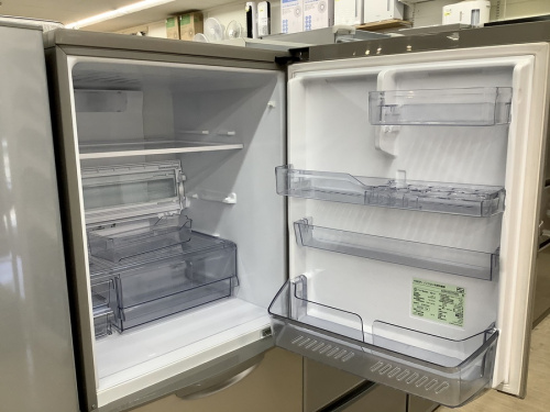 冷蔵庫の3ドア冷蔵庫