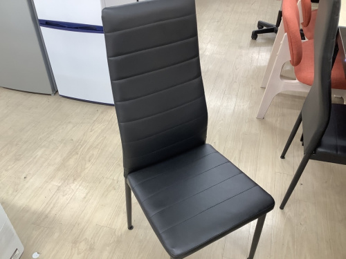 ダイニング5点セットのガラストップ