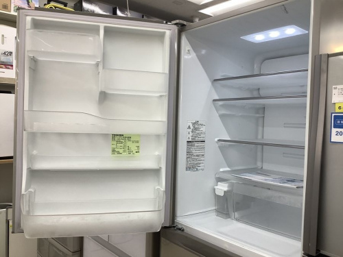 冷蔵庫の5ドア冷蔵庫