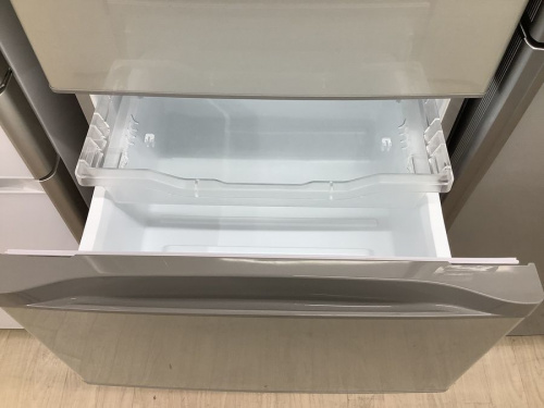 5ドア冷蔵庫のTOSHIBA