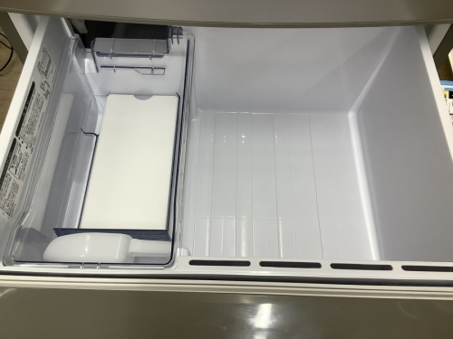 3ドア冷蔵庫のAQUA