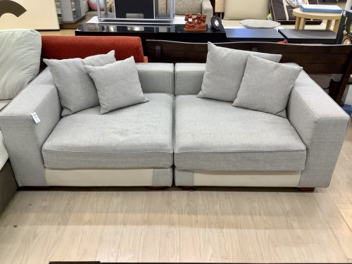 ソファーの2人掛けソファー