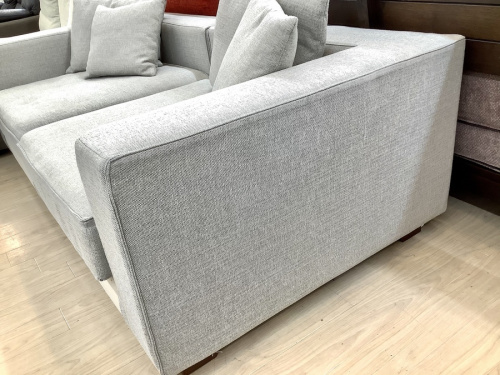 2人掛けソファーのCHERRY