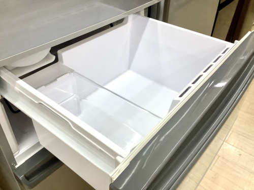 3ドア冷蔵庫のAQUA