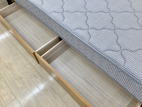 France Bedの中古家具　名古屋