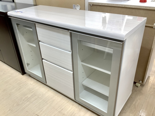 収納家具の万能収納