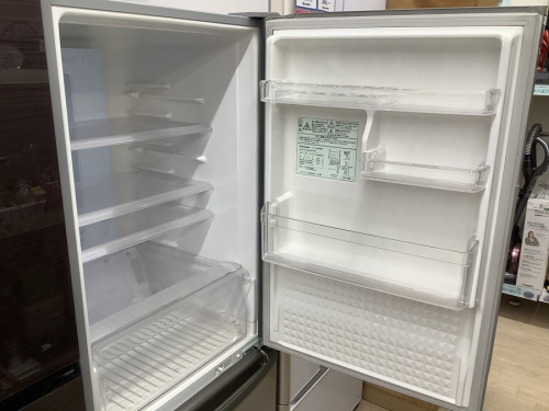 冷蔵庫の2ドア冷蔵庫