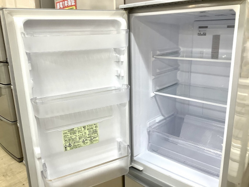冷蔵庫の2ドア冷蔵庫