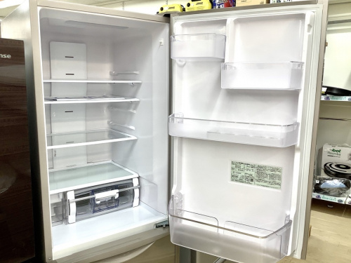 冷蔵庫の3ドア冷蔵庫