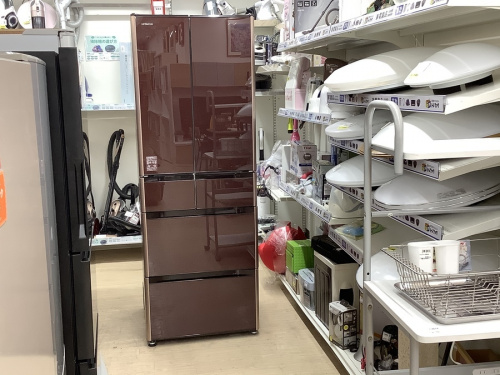 キッチン家電の冷蔵庫