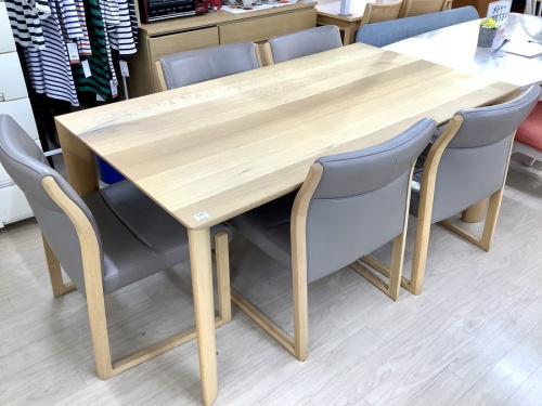 愛知 名古屋のテーブル