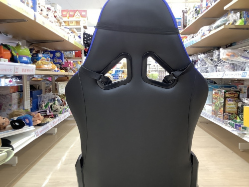 イスのゲーミング座椅子