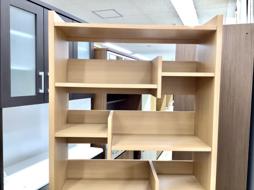 本収納の書棚