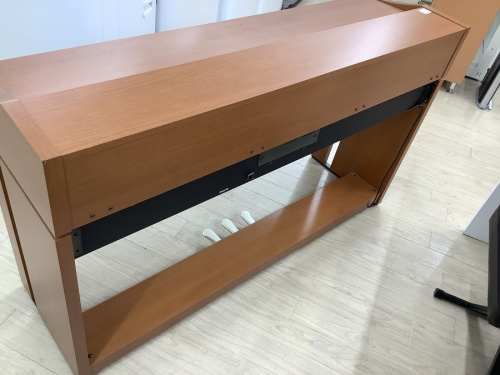 電子ピアノの河合楽器