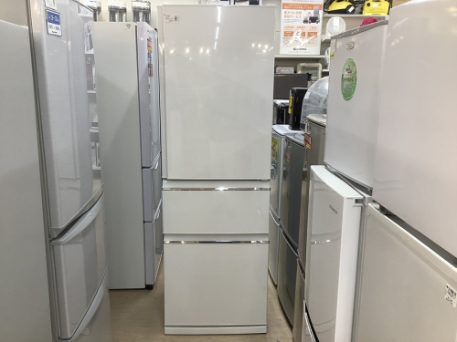 キッチン家電の冷蔵庫