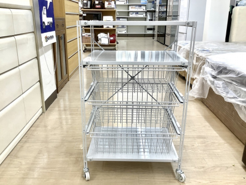 万能収納のユニットシェルフ